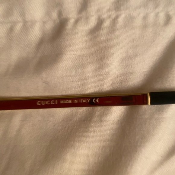 Black Gucci eyewear unisex I don't really know if authentic never put the prescr - Picture 10 of 11